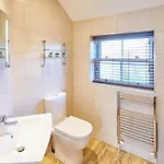 Host & - Holmedene Holiday home