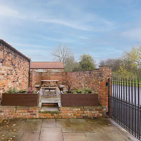 Prázdninový dům Host & - Holmedene